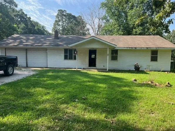 1090 Roanoke Lane, Marshfield, MO 65706