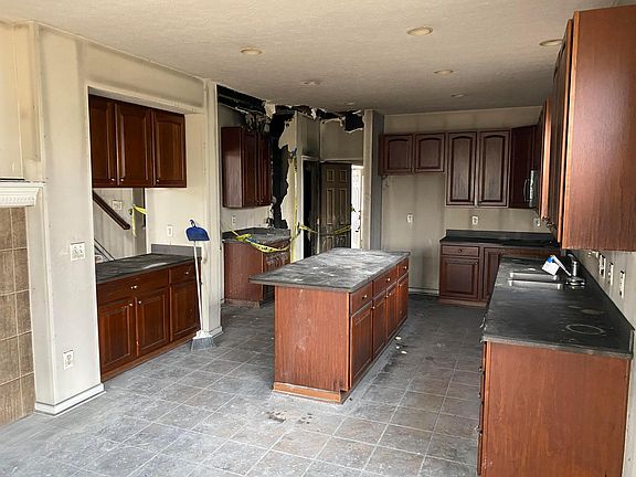 4th image of 6730 Stillhouse Ln