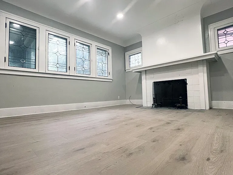 5133 Whitfield St #2 — Photo 2