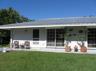 410 71st St #B, Holmes Beach, FL 34217
