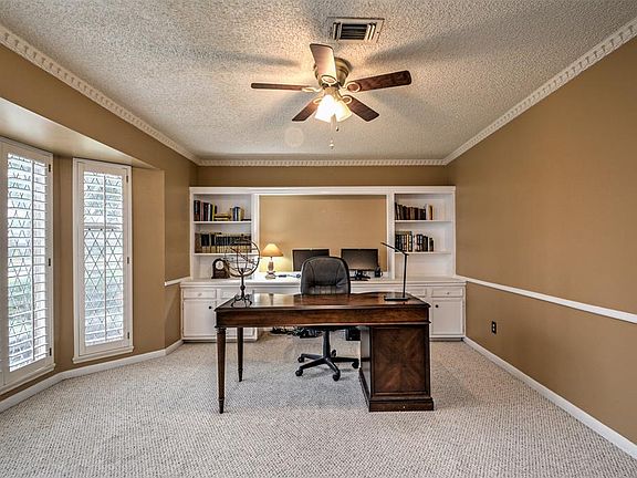 3rd image of 3007 Sun City Ct
