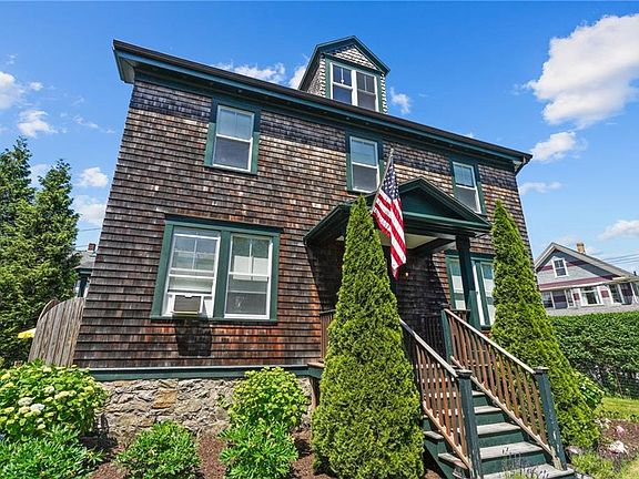 3rd image of 52 Berkeley Ave