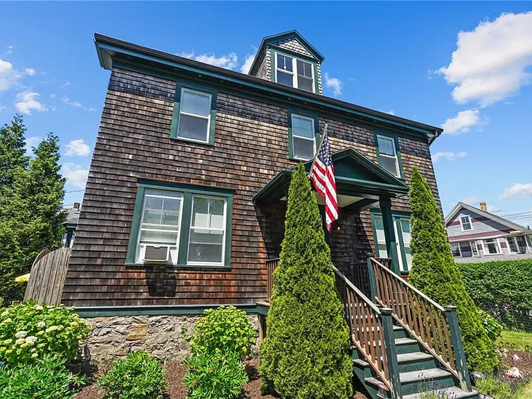 52 Berkeley Ave — Photo 3