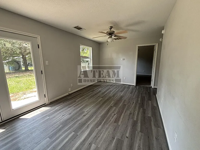 124 Timbercrest Dr — Photo 5