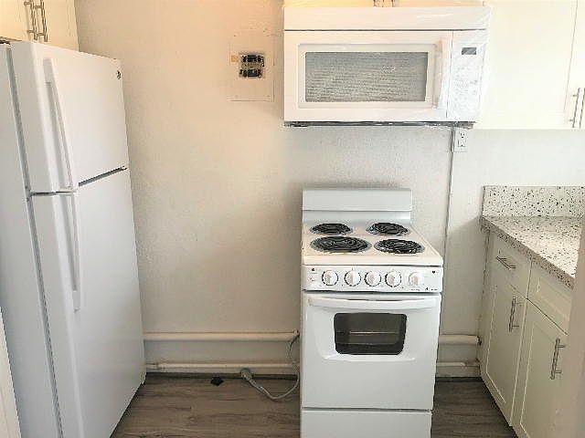 2nd image of 2624 Kapiolani Blvd APT B2