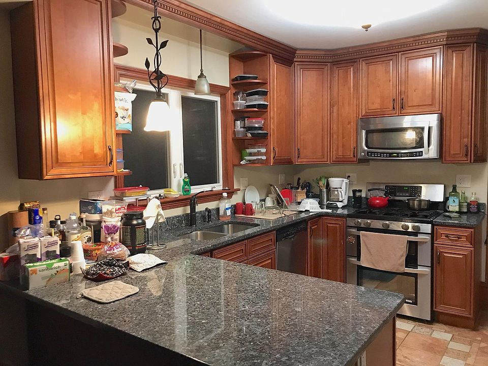 1st image of 12 Francis St #2