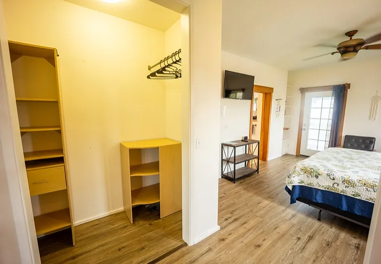 15 Aipuni St #4 — Photo 4