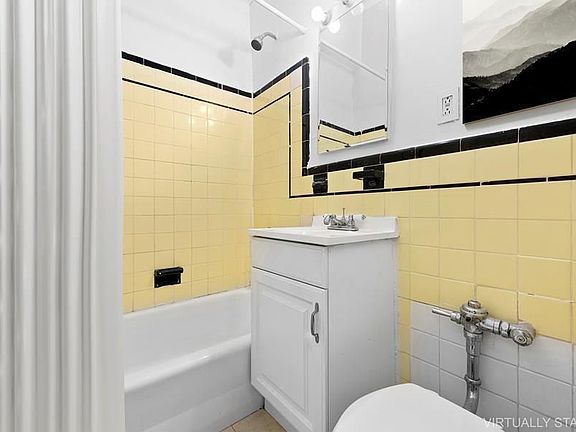 5th image of 315 E 78th St APT 1B