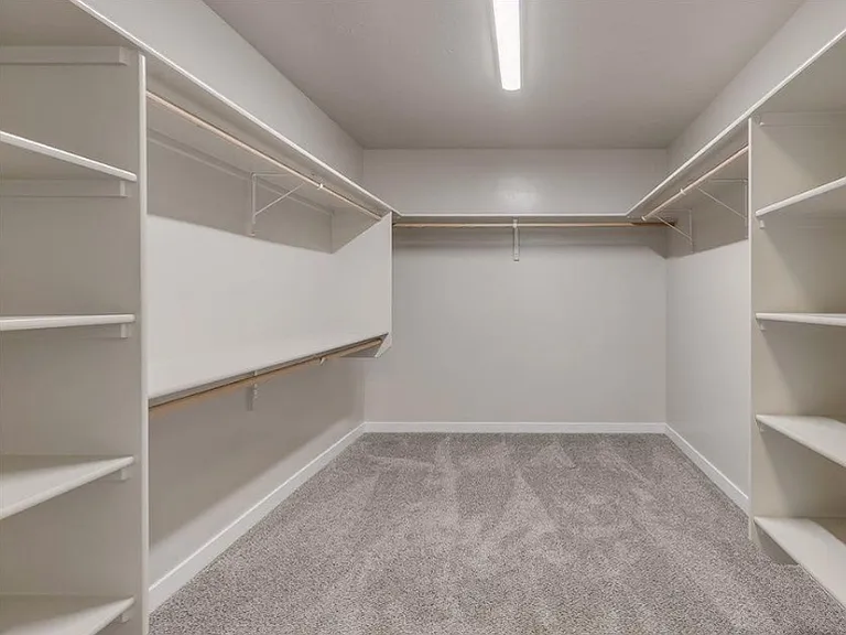 949 N Synergy Ln — Photo 5