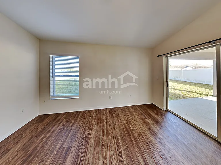 3348 Clover Blossom Cir — Photo 9