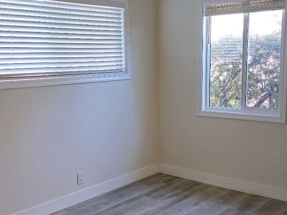 5th image of 9733 E Camino Real Ave
