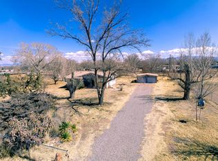 920 Cypress Rd, Bosque Farms, NM 87068