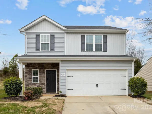 6315 Springbeauty Dr, Charlotte, NC 28227