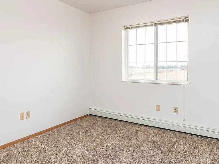 EAST WOODS APARTMENTS — Photo 6
