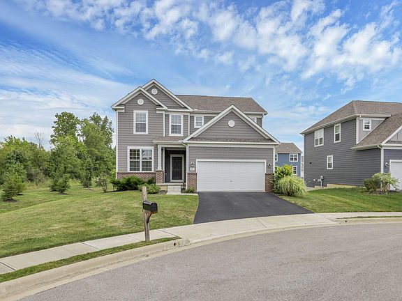 2nd image of 2845 Beechwood Dr