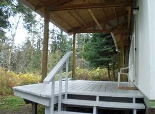819 Patricia Ann Dr, Camano Island, WA 98282