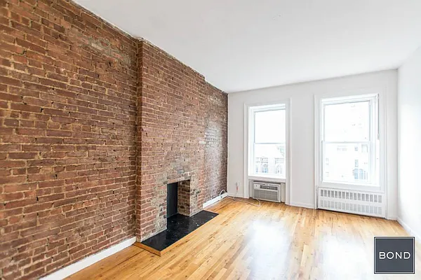 Rented by Bond New York | media 24