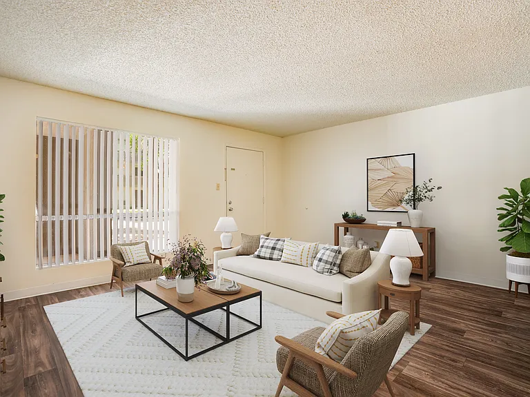 Eagle Point Apartments — Photo 4