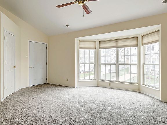 2nd image of 1508 Whispering Creek Dr APT B