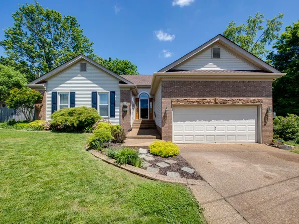 2004 Pinewood Ct, Mount Juliet, TN 37122