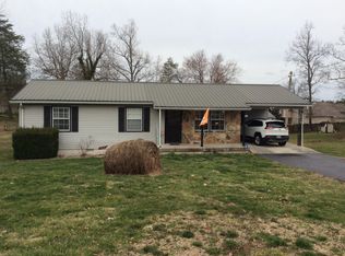 458 Dillon St, Crossville, TN 38555