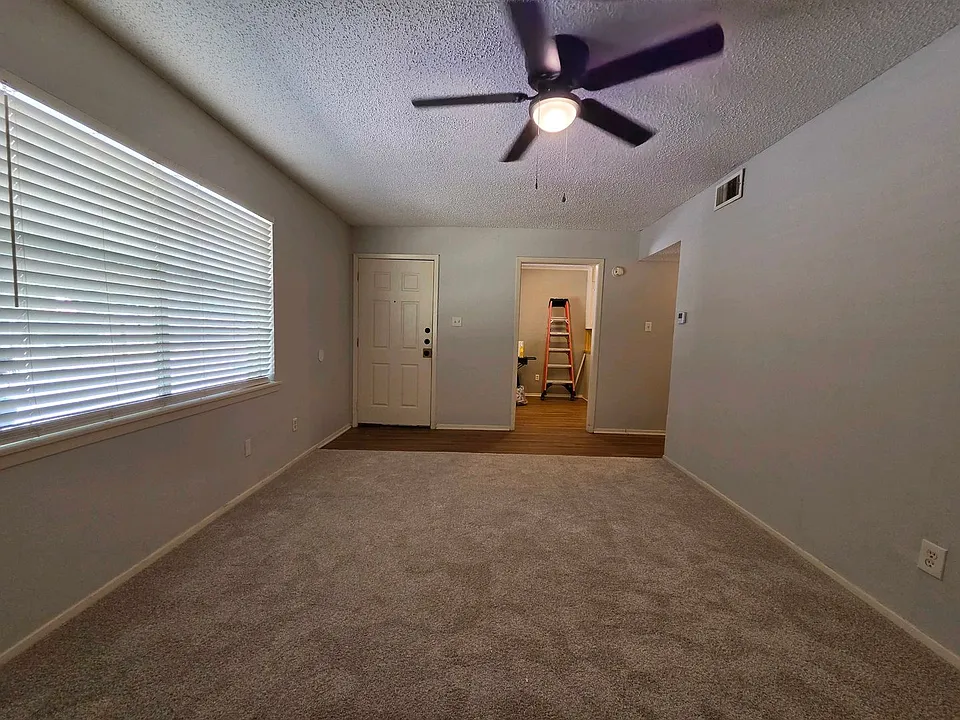 Texas Ave 113