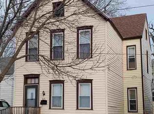 841 S 5th St, Quincy, IL 62301