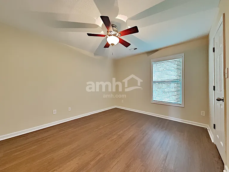 3201 Gaslight Ln — Photo 14