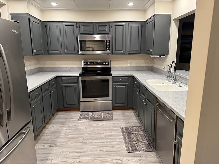 701 Beach Ave #203 — Photo 9