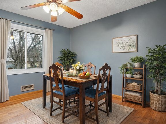5th image of 7808 Shingle Creek Dr