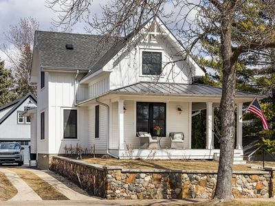 243 3rd St, Excelsior, MN, 55331
