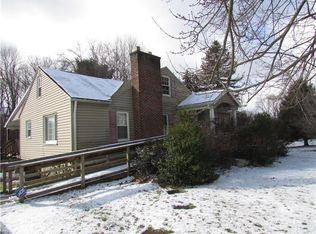 2201 Pulaski Rd, New Castle, PA 16105