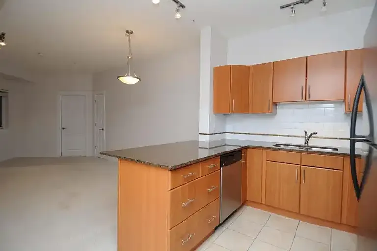 10333 112th St NW #513 — Photo 7