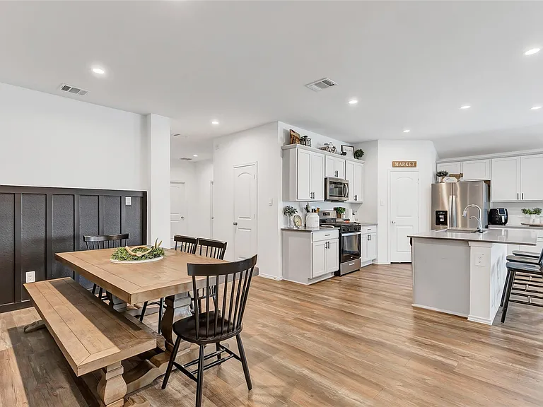 1012 Llano Trl — Photo 18
