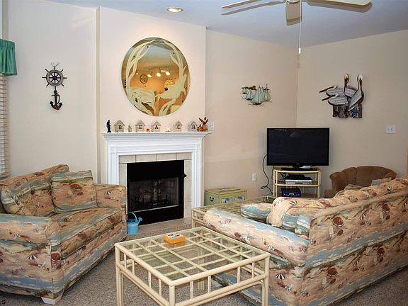 3rd image of 1645 Central Ave #1