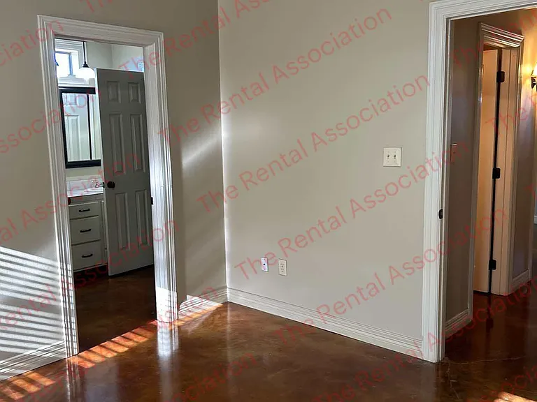 120 Church St #5 — Photo 15