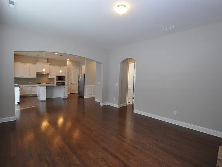 1004 Sterling Dr — Photo 18