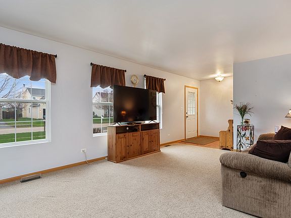 4th image of 12410 S Falcon Dr