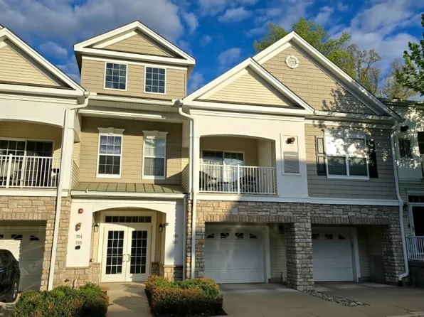 706 Brook Hollow Dr, Whippany, NJ 07981