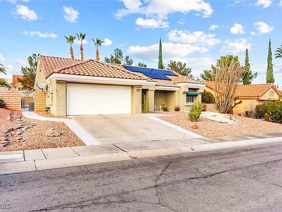 2nd image of 2817 Lotus Hill Dr