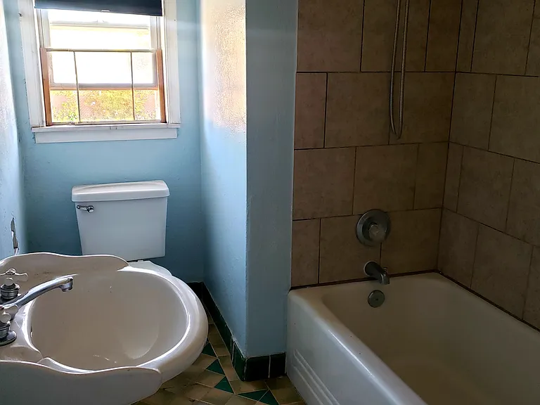 1907 San Joaquin St #H — Photo 7