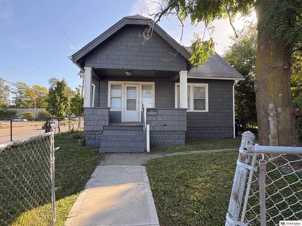 2445 N 33rd Ave, Omaha, NE 68111