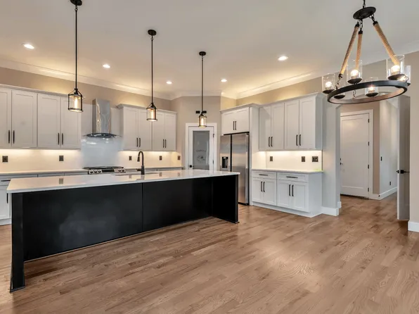 1016 Burchwood Ave #B, Nashville, TN 37216