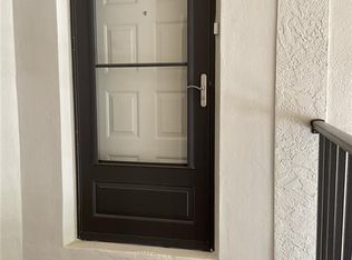 2655 Pine Ridge Way N APT D3, Palm Harbor, FL 34684
