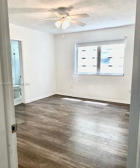 517 Menendez Ave #- — Photo 21