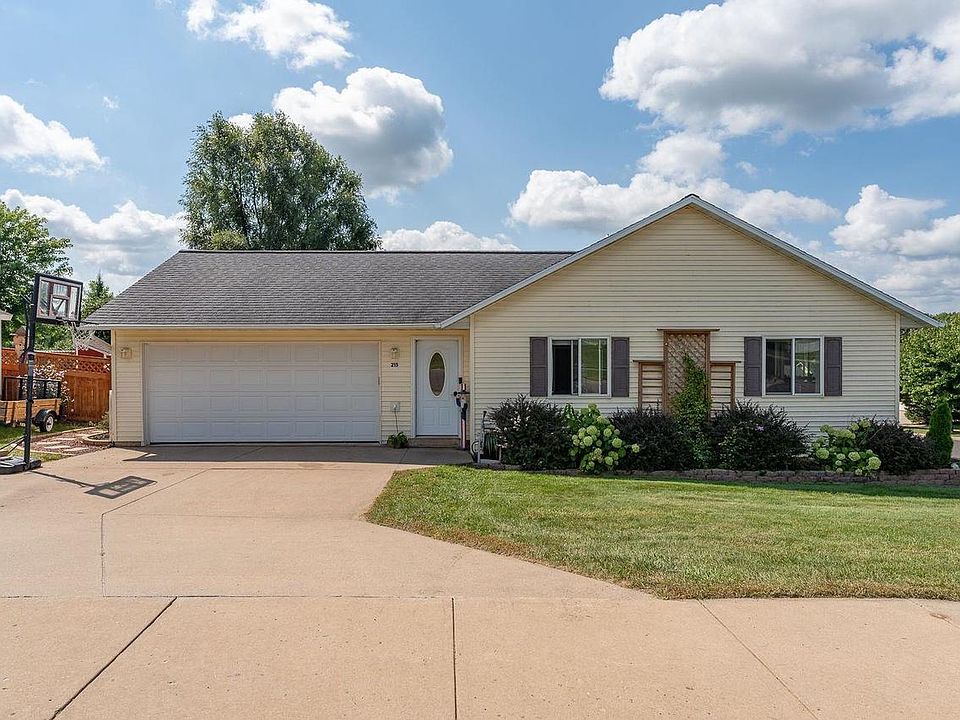 215 Barbara Ann Dr, Reedsburg, WI 53959 Zillow