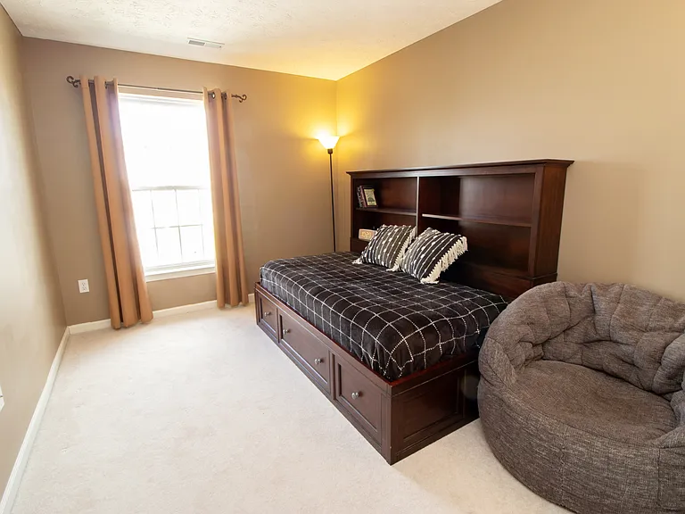 4977 Lake View Dr — Photo 15