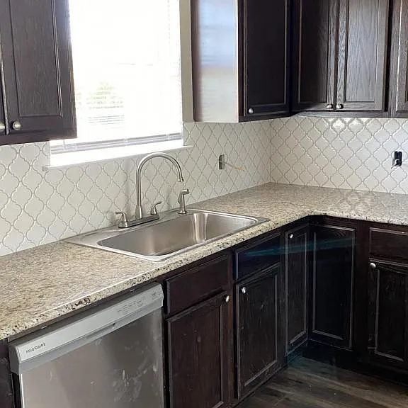 4245 Meyers Ln #105 — Photo 5