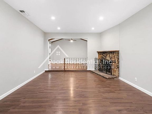 3rd image of 6804 Barbara Lee Cir