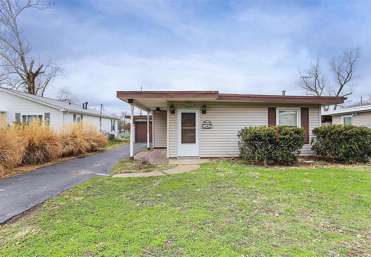 1335 Saint Jean St, Florissant, MO 63031 Zillow